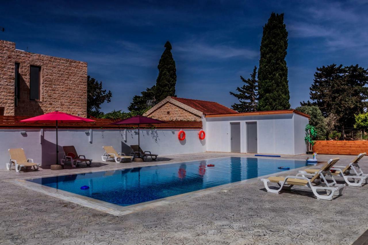Berryrose Villa Perivolia Bagian luar foto
